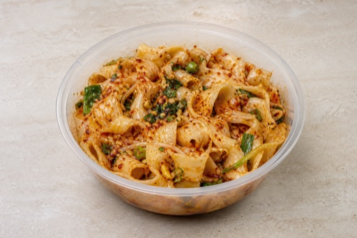 Northwest Chinese hot oil hand-pulled noodles P07 — China dish