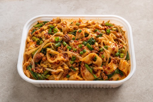 Northwest Chinese hot oil noodles P08 — China dish