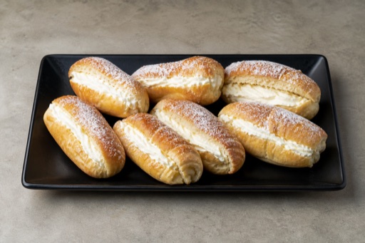 DZ Cream filled bun street-food P02 — Algeria dish