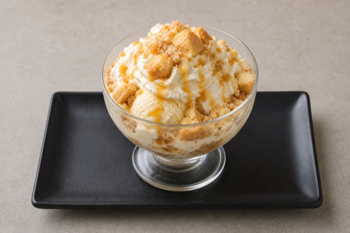 GB Ice cream sundae dessert P02 — United Kingdom dish