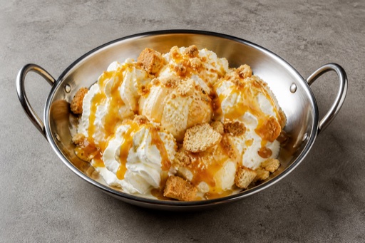 GB Ice cream sundae dessert P05 — United Kingdom dish