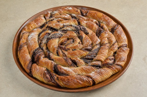 GE Chocolate pain pastry georgian P10 — dish