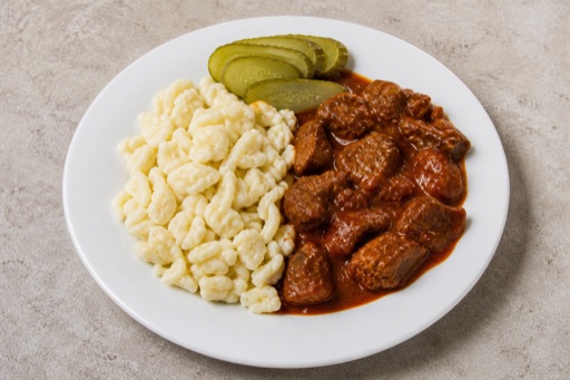 Hungarian daily plate P09 — Hungary dish
