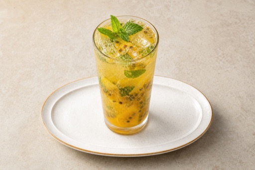 IN Tropical juice glass bar-drink P03 — India dish