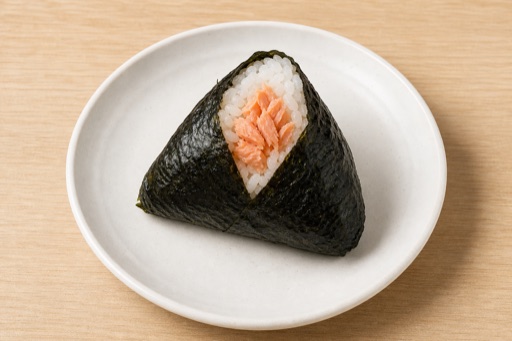 Salmon onigiri food image by VDAMO