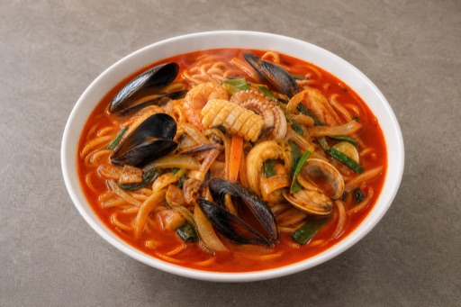 Jjamppong food image by VDAMO