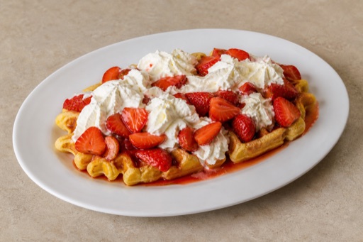 LV Strawberry cream waffle dessert P03 — Latvia dish