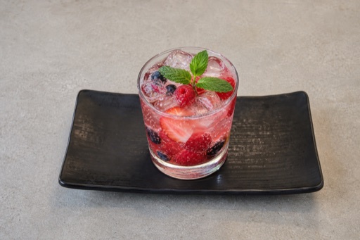 NL Sparkling berry drink bar-drink P02 — Netherlands dish