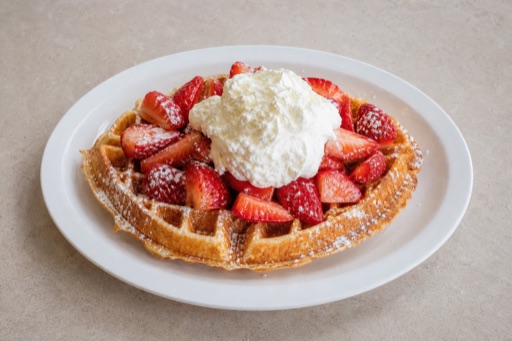 NZ Strawberry cream waffle dessert P03 — New Zealand dish