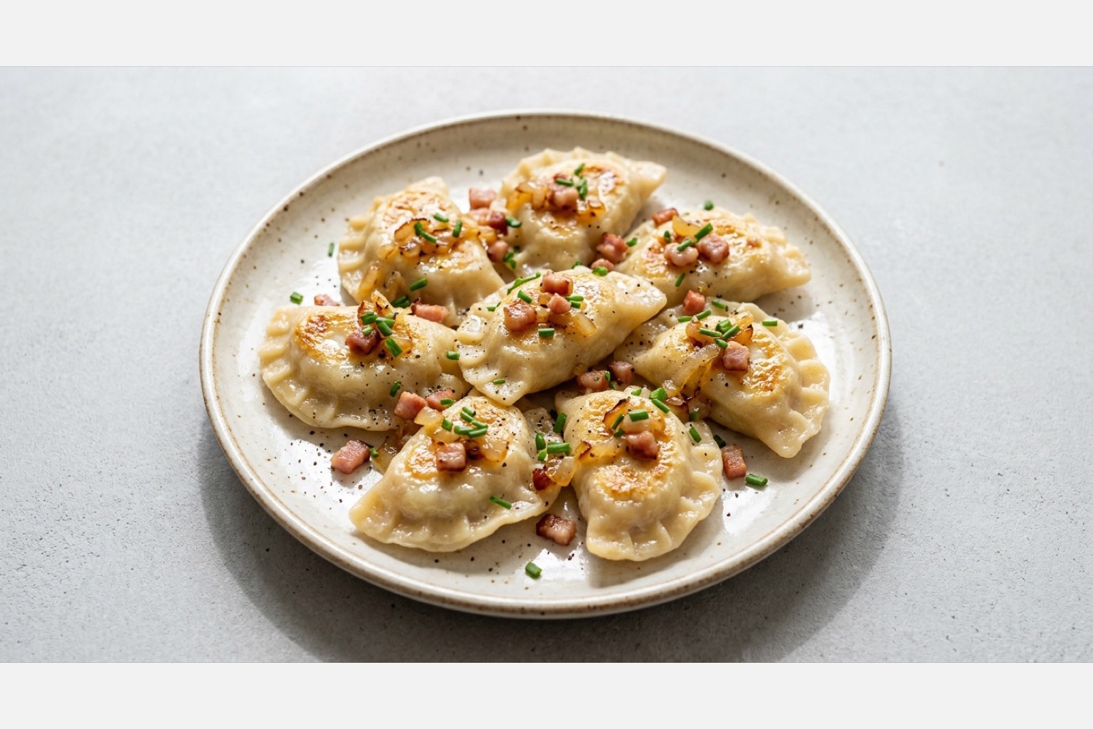 Pierogi ruskie menu-main p02