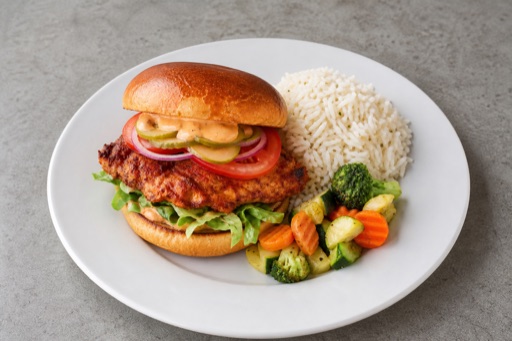 SE Spicy chicken sandwich fast-food P01 — Sweden dish