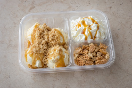SK Ice cream sundae dessert P08 — Slovakia dish