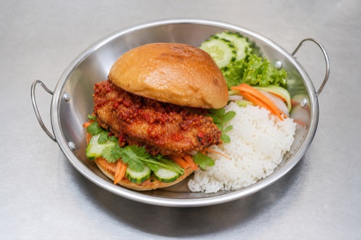 TH Spicy chicken sandwich fast-food P05 — Thailand dish