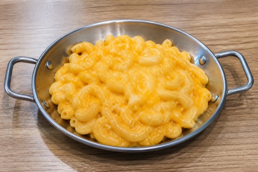 Photorealistic Mac and cheese P05 food image by VDAMO