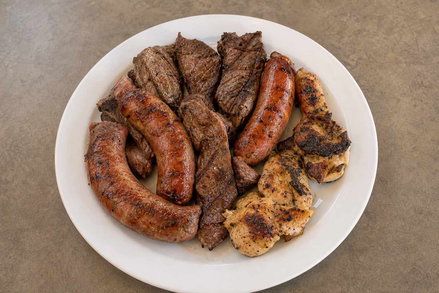 UY Grilled sausage plate barbecue P01 — Uruguay dish