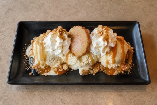 UY Ice cream sundae dessert P02 — Uruguay dish