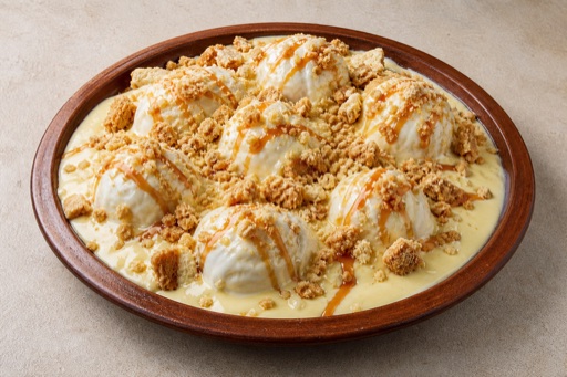 UY Ice cream sundae dessert P10 — Uruguay dish