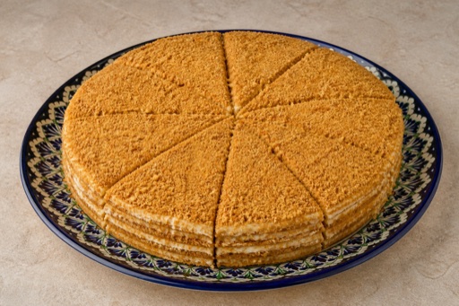 UZ Creamy honey cake central-asian P10 — Uzbekistan dish