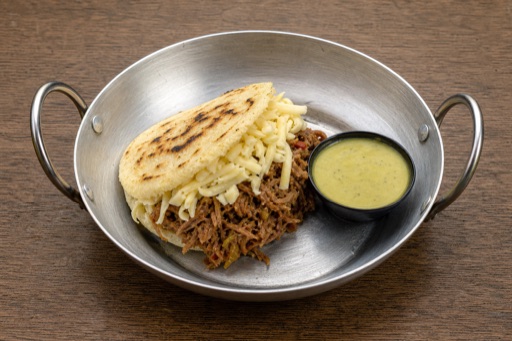 Venezuelan arepa combo P05 — dish
