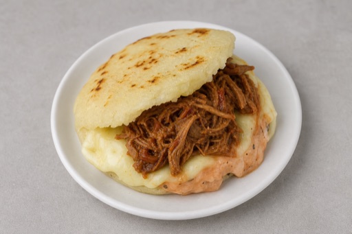Venezuelan arepa combo P09 — dish