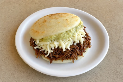 Venezuelan arepa combo P09 — dish